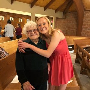 Meet your Posher, Caroline